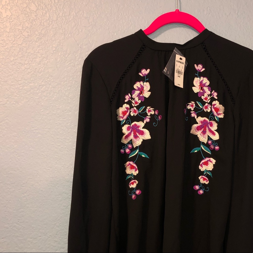 Express Top Medium - Picture 2 of 4